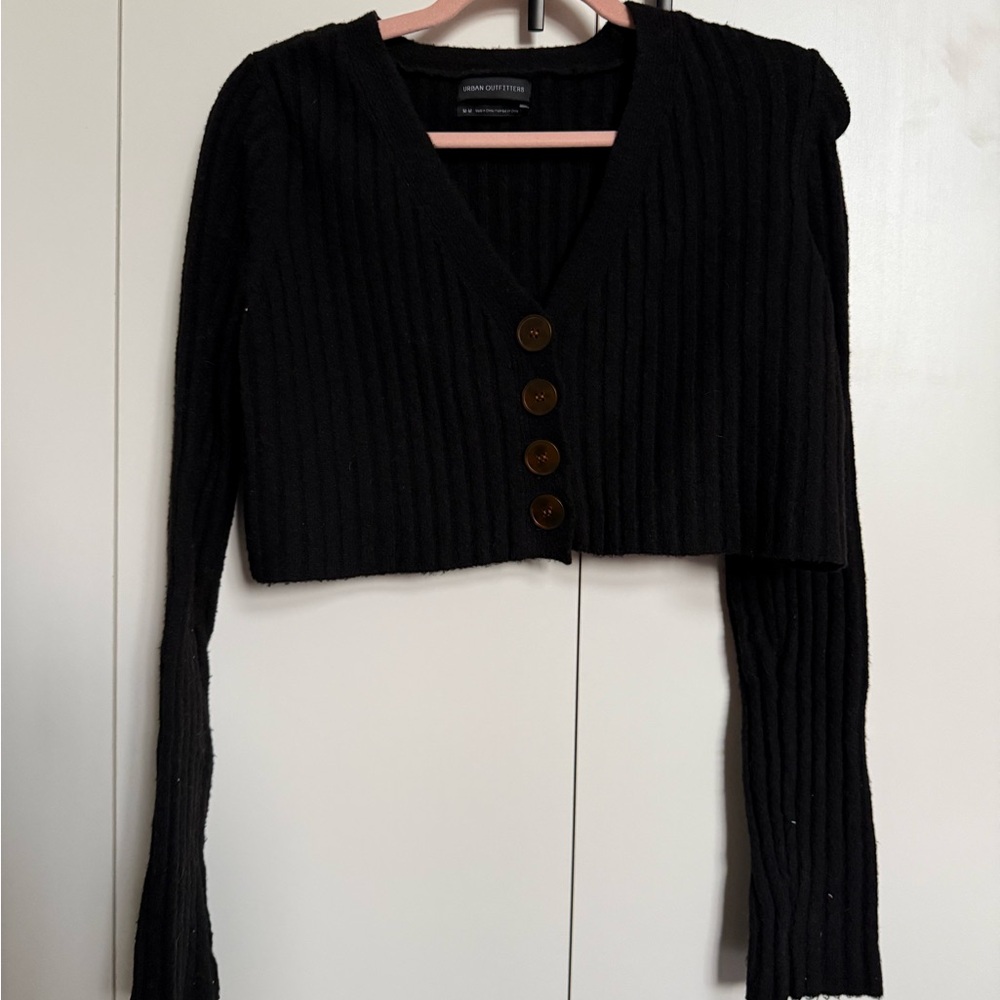 Black Ribbed Cropped Cardigan